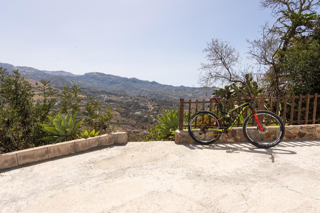 Sunset Views Terrace 2Br Cave House - Parking Villa Santa Brigida  Luaran gambar