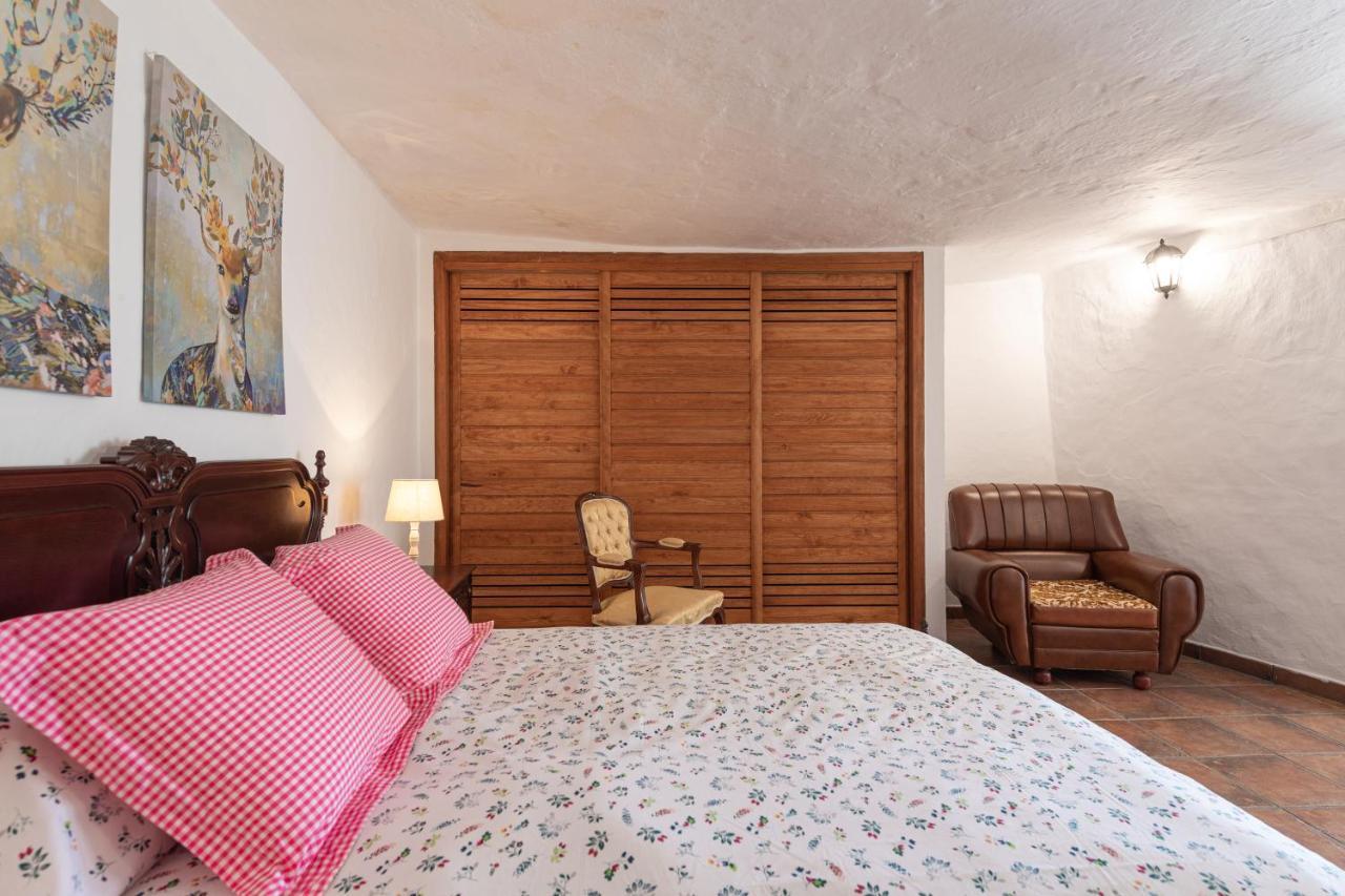 Sunset Views Terrace 2Br Cave House - Parking Villa Santa Brigida  Luaran gambar